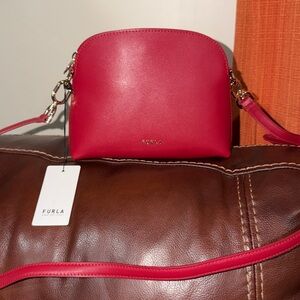 🔥🔥🔥NEW Furla Zelda Red Leather Crossbody Bag